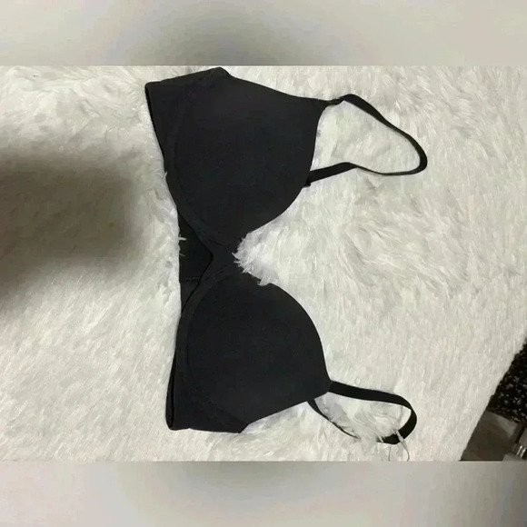 Skims  first everybody - Picture 1 of 7